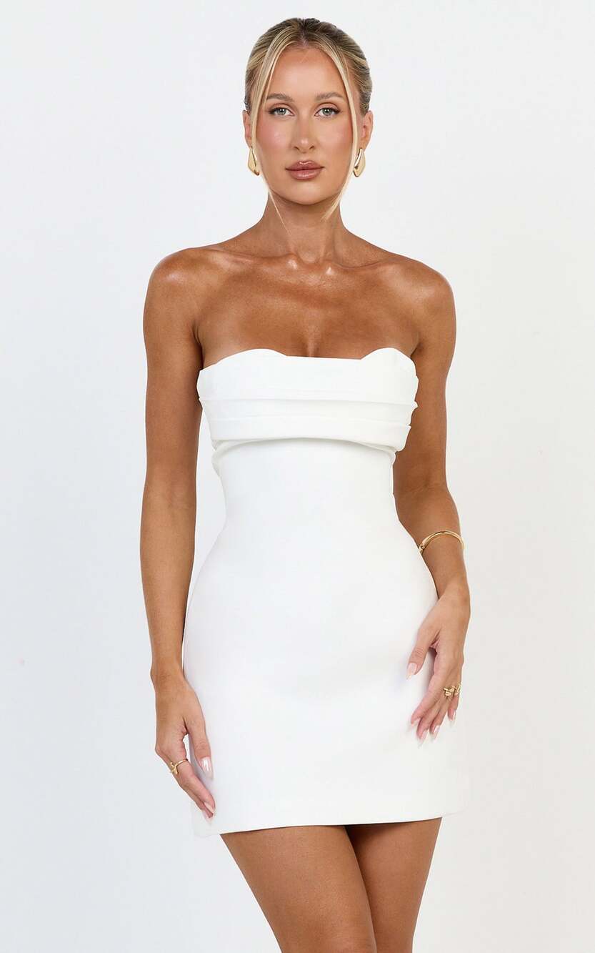 New Showpo Zinnia Mini Dress Strapless Aline Dress Size Small MSRP $119